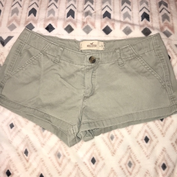 Hollister Pants - Hollister shorts